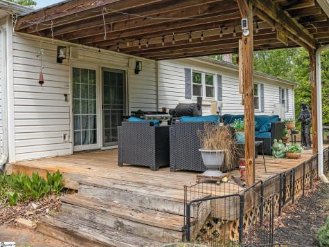 2728 Compton Bridge Road Campobello SC 29322