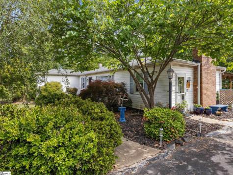 2728 Compton Bridge Road Campobello SC 29322