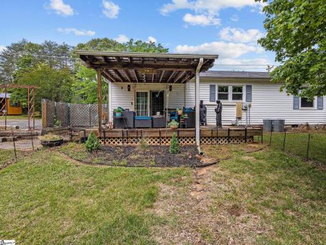 2728 Compton Bridge Road Campobello SC 29322