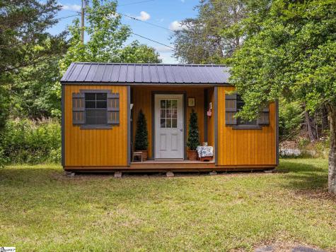 2728 Compton Bridge Road Campobello SC 29322
