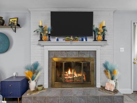 2728 Compton Bridge Road Campobello SC 29322