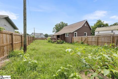 6 Lyman Street Pelzer SC 29669