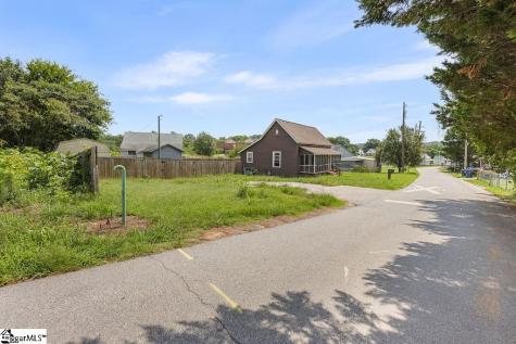 6 Lyman Street Pelzer SC 29669