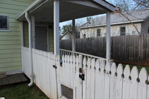 2510 E Brown Street Seneca SC 29678