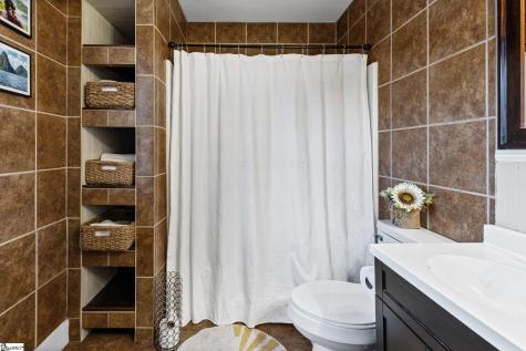 106 Lenore Avenue Greenville SC 29617
