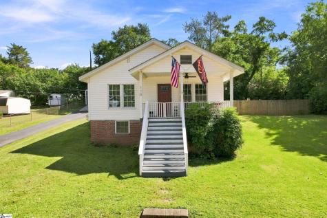 110 Ligon Street Pickens SC 29630