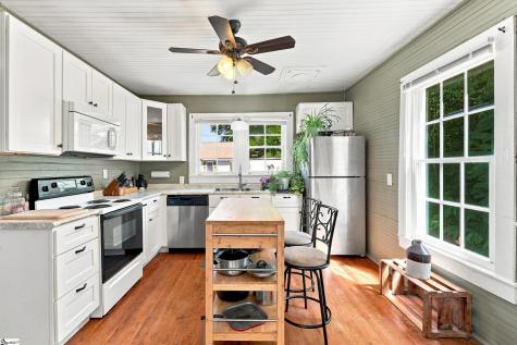 110 Ligon Street Pickens SC 29630