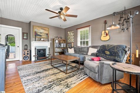 110 Ligon Street Pickens SC 29630