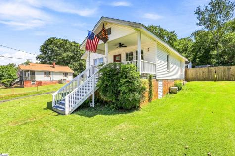 110 Ligon Street Pickens SC 29630