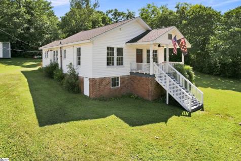 110 Ligon Street Pickens SC 29630