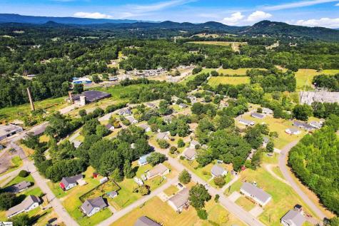 110 Ligon Street Pickens SC 29630