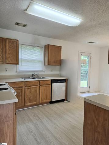 617 Golden Springs Lane Liberty SC 29657