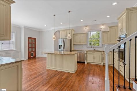 204 Crestwood Drive Greenville SC 29609