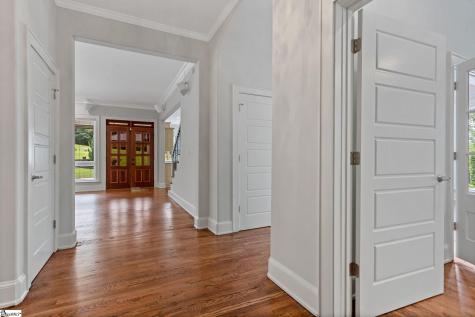 204 Crestwood Drive Greenville SC 29609