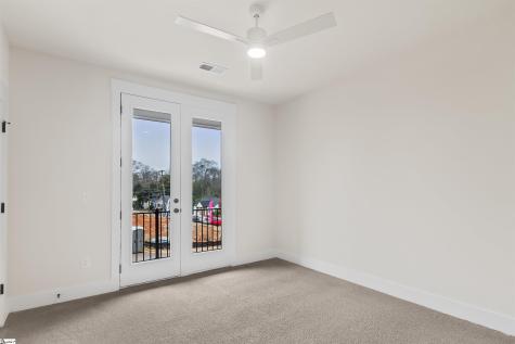 9 Hawthorne Lane Greenville SC 29605