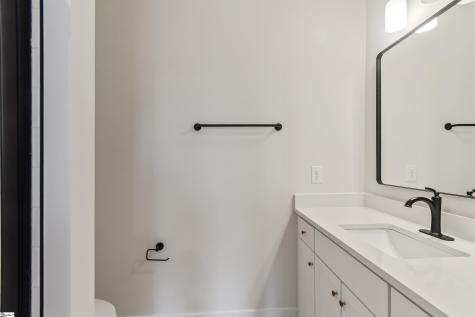 9 Hawthorne Lane Greenville SC 29605