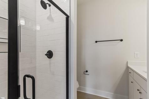 9 Hawthorne Lane Greenville SC 29605