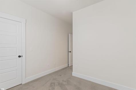 9 Hawthorne Lane Greenville SC 29605