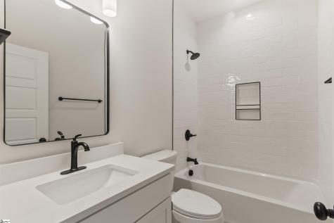 9 Hawthorne Lane Greenville SC 29605