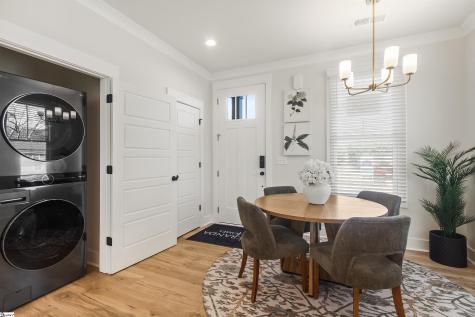 9 Hawthorne Lane Greenville SC 29605