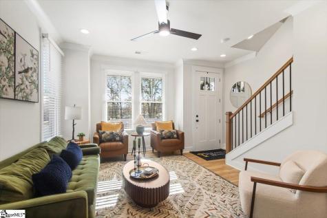 9 Hawthorne Lane Greenville SC 29605