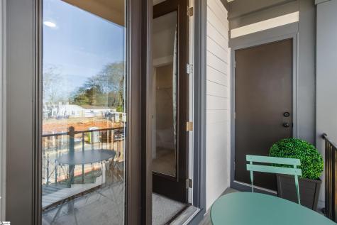 9 Hawthorne Lane Greenville SC 29605