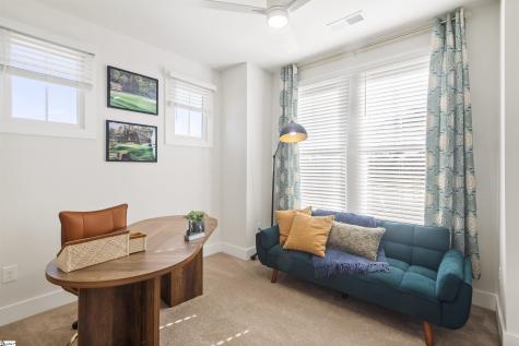 9 Hawthorne Lane Greenville SC 29605