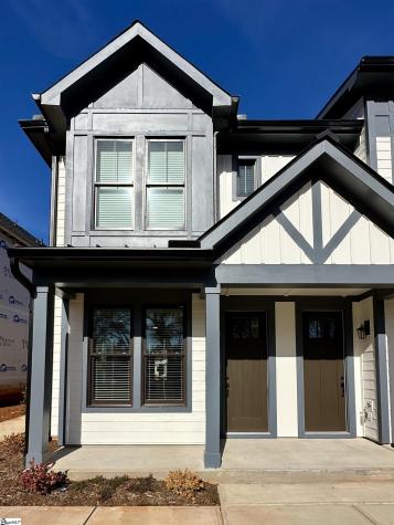 9 Hawthorne Lane Greenville SC 29605