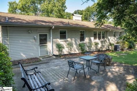 2 Selwyn Drive Greenville SC 29615