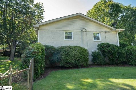 2 Selwyn Drive Greenville SC 29615
