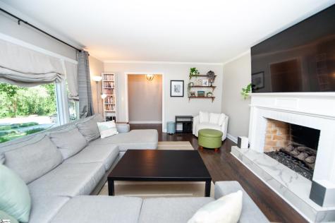 2 Selwyn Drive Greenville SC 29615