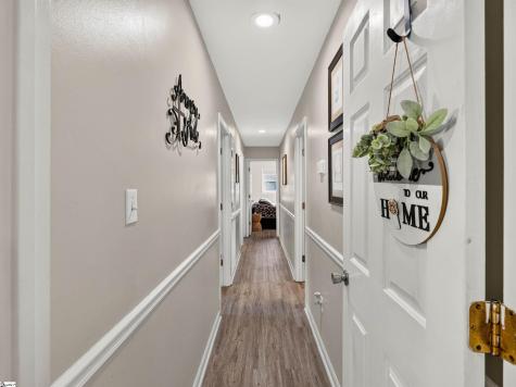 180 Hillcrest Drive Gaffney SC 29340