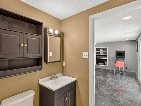 180 Hillcrest Drive Gaffney SC 29340