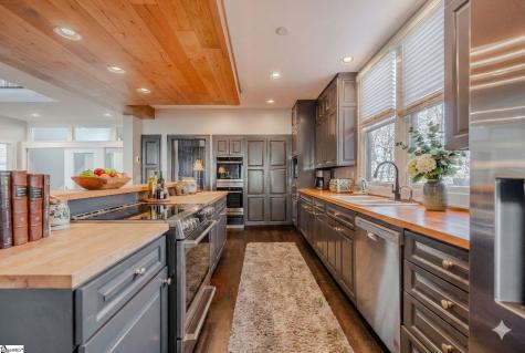 42 Wild Magnolia Way Zirconia NC 28790