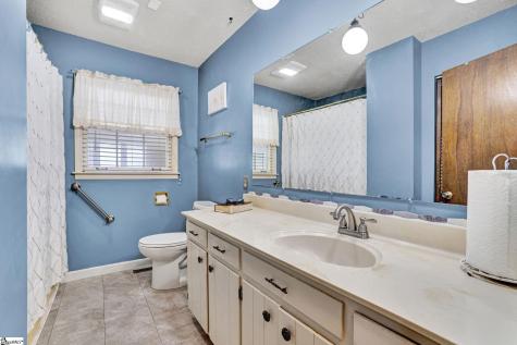 1154 Sandy Spring Road Laurens SC 29360