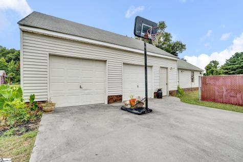 1154 Sandy Spring Road Laurens SC 29360