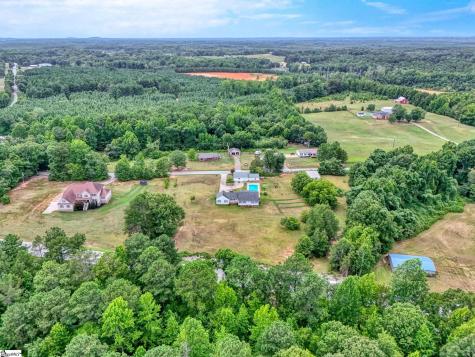 1154 Sandy Spring Road Laurens SC 29360