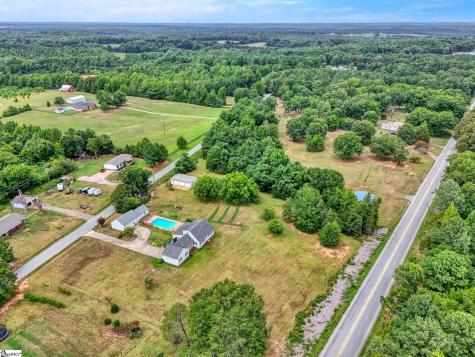 1154 Sandy Spring Road Laurens SC 29360
