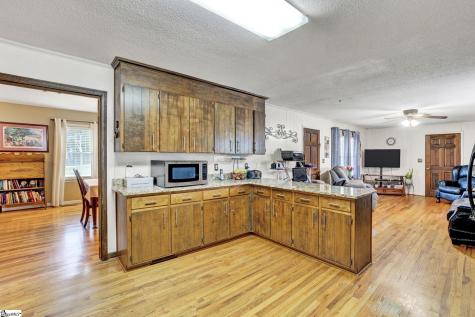1154 Sandy Spring Road Laurens SC 29360