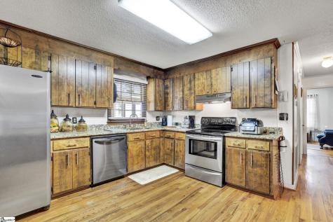 1154 Sandy Spring Road Laurens SC 29360