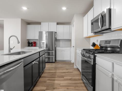 1410 Penrith Court Boiling Springs SC 29316