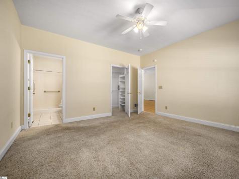 21 Holiday Drive Arden NC 28704