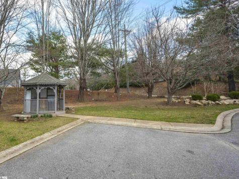 21 Holiday Drive Arden NC 28704