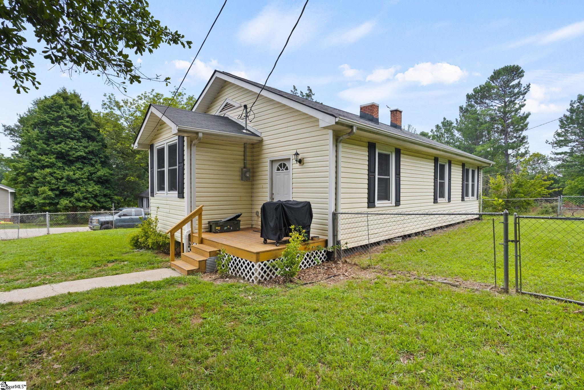 1371 Upper Valley Falls Road Boiling Springs SC 29316