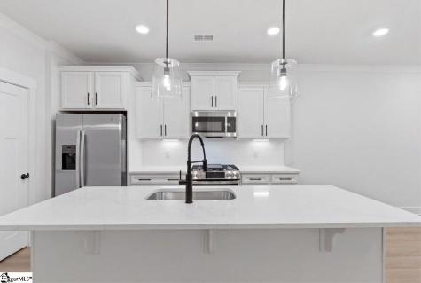 15 Thurlow Court Greenville SC 29615