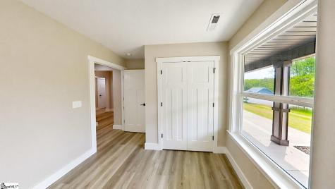 362 W Church Avenue Cowpens SC 29330
