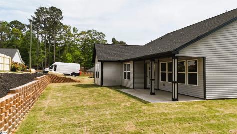 362 W Church Avenue Cowpens SC 29330
