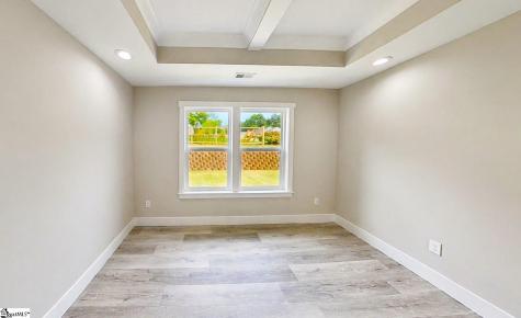 362 W Church Avenue Cowpens SC 29330