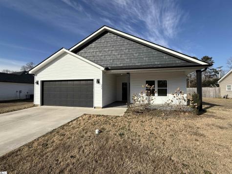 206 Essex Drive Clinton SC 29325