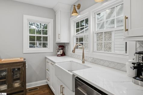 16 High Hill Street Greenville SC 29605